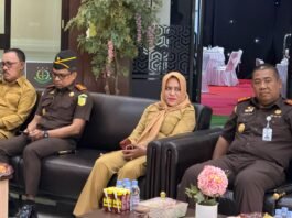 Dukung Implementasi Pidana Kerja Sosial, Bupati Kepsul Ikut Teken MoU Bersama Kejati Malut